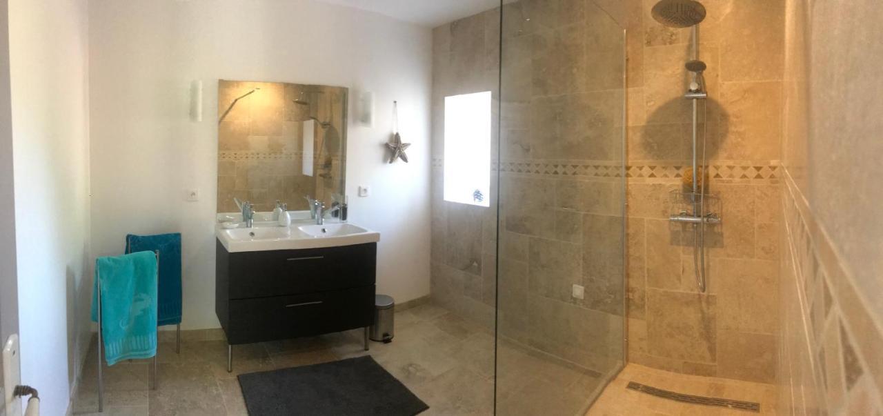 Chambres D Hotes De Charme Dans Mas La Souvine Du 17Eme, Chambres Climatisees Bédarrides Exteriér fotografie