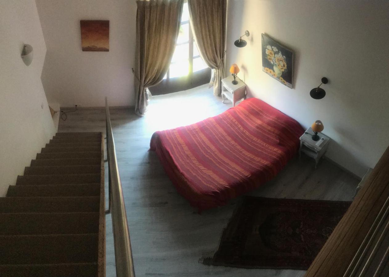 Chambres D Hotes De Charme Dans Mas La Souvine Du 17Eme, Chambres Climatisees Bédarrides Exteriér fotografie