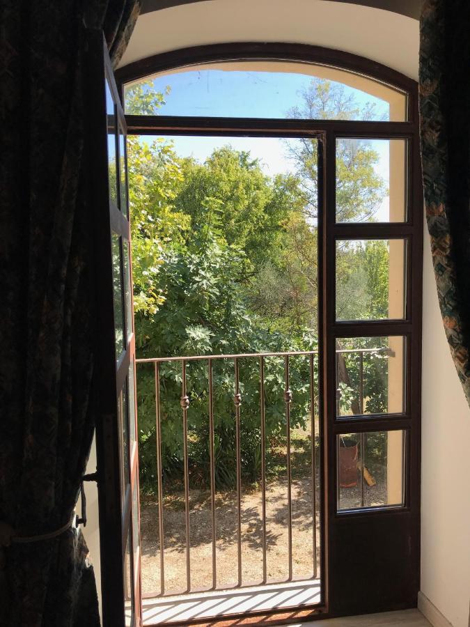 Chambres D Hotes De Charme Dans Mas La Souvine Du 17Eme, Chambres Climatisees Bédarrides Exteriér fotografie